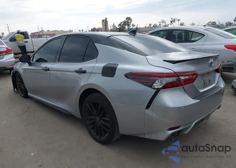 2021 Toyota Camry Xse V6 z USA, uszkodzony, nr VIN 4T1KZ1AK6MU055986